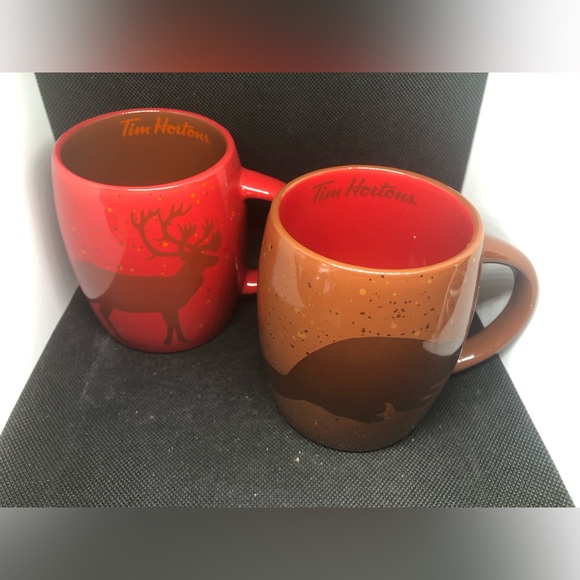 Tim Hortons Beaver and Moose Mug Set - Picture 2 of 6
